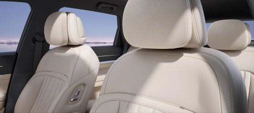 Soueast S08 DM in Beijing – 7-seater PHEV, up to 1,000 km range; Jetour sub-brand coming to Malaysia?