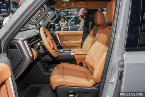 iCaur V27 shown in RHD – boxy REEV SUV with up to 455 PS, 210 km CLTC EV range coming to Malaysia