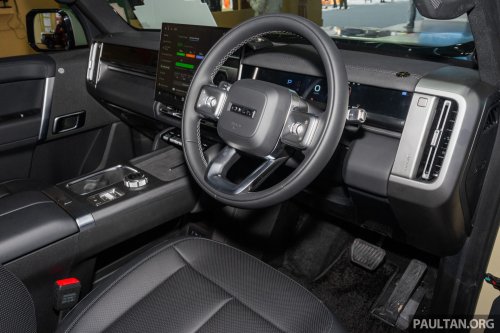 iCaur V27 shown in RHD – boxy REEV SUV with up to 455 PS, 210 km CLTC EV range coming to Malaysia