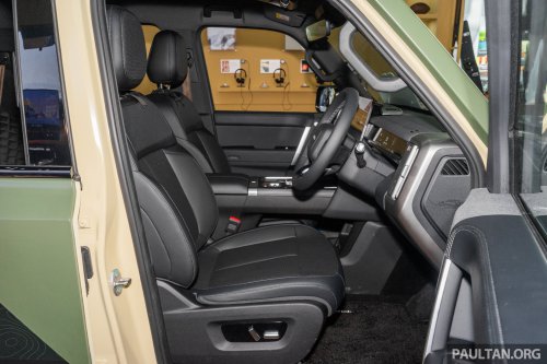 iCaur V27 shown in RHD – boxy REEV SUV with up to 455 PS, 210 km CLTC EV range coming to Malaysia