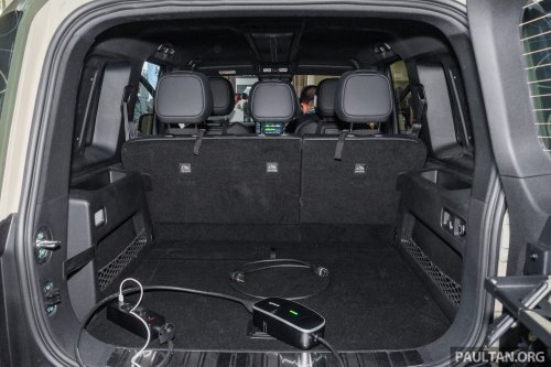 SUV, iCaur V27 shown in RHD – boxy REEV SUV with up to 455 PS, 210 km CLTC EV range coming to Malaysia