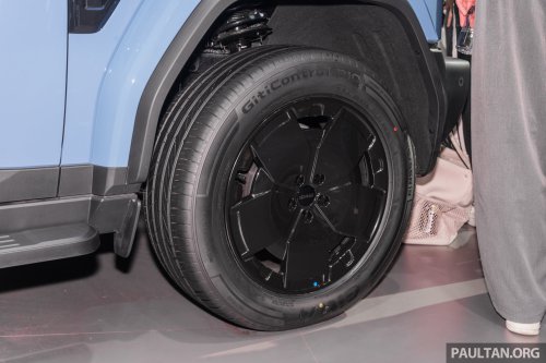 iCaur V27 shown in RHD – boxy REEV SUV with up to 455 PS, 210 km CLTC EV range coming to Malaysia