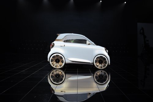 smart Concept #2 previews 2-seat EV – under 300 km range, Oct debut, coming to Malaysia under Proton?