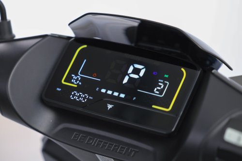 2026 EZI Ray 01 e-scooter Malaysia launch, RM2,288