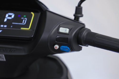 2026 EZI Ray 01 e-scooter Malaysia launch, RM2,288