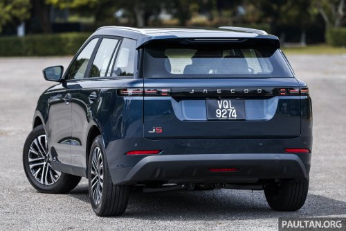 Jaecoo J5 in Malaysia – B-segment SUV with Level 2 ADAS, TÜV-certified pet-friendly upholstery; RM108k