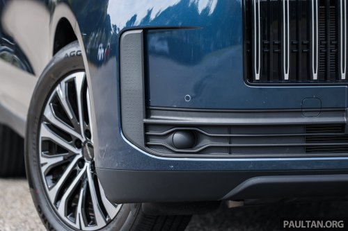 Jaecoo J5 in Malaysia – B-segment SUV with Level 2 ADAS, TÜV-certified pet-friendly upholstery; RM108k