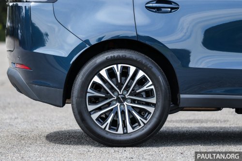 Jaecoo J5 in Malaysia – B-segment SUV with Level 2 ADAS, TÜV-certified pet-friendly upholstery; RM108k