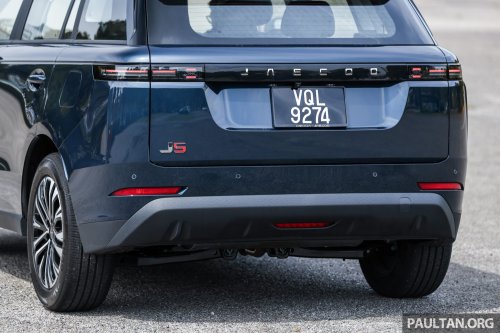 Jaecoo J5 in Malaysia – B-segment SUV with Level 2 ADAS, TÜV-certified pet-friendly upholstery; RM108k
