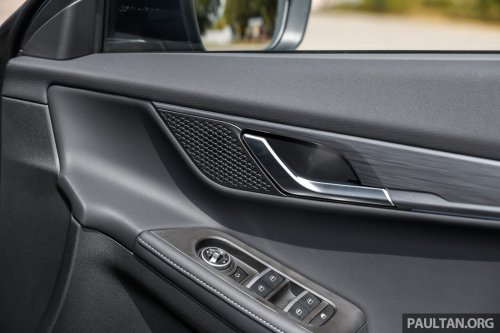 Jaecoo J5 in Malaysia – B-segment SUV with Level 2 ADAS, TÜV-certified pet-friendly upholstery; RM108k