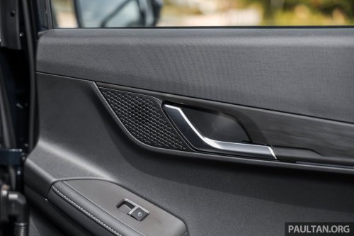 Jaecoo J5 in Malaysia – B-segment SUV with Level 2 ADAS, TÜV-certified pet-friendly upholstery; RM108k