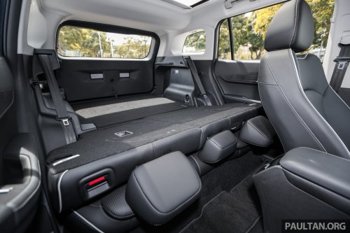 Jaecoo J5 in Malaysia – B-segment SUV with Level 2 ADAS, TÜV-certified pet-friendly upholstery; RM108k