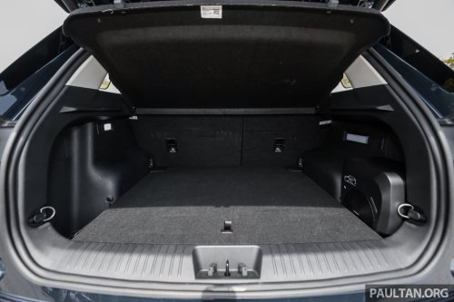 Jaecoo J5 in Malaysia – B-segment SUV with Level 2 ADAS, TÜV-certified pet-friendly upholstery; RM108k