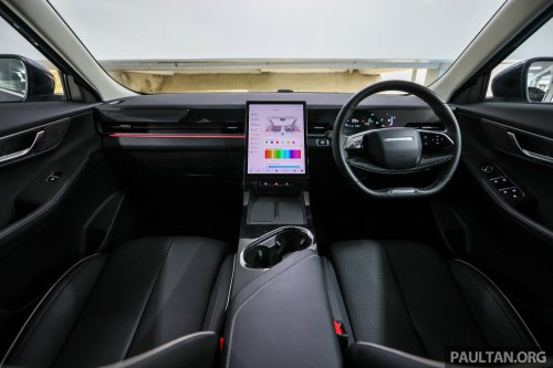 Jaecoo J5 in Malaysia – B-segment SUV with Level 2 ADAS, TÜV-certified pet-friendly upholstery; RM108k