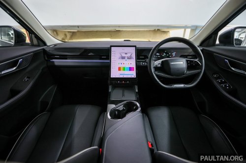 Jaecoo J5 in Malaysia – B-segment SUV with Level 2 ADAS, TÜV-certified pet-friendly upholstery; RM108k
