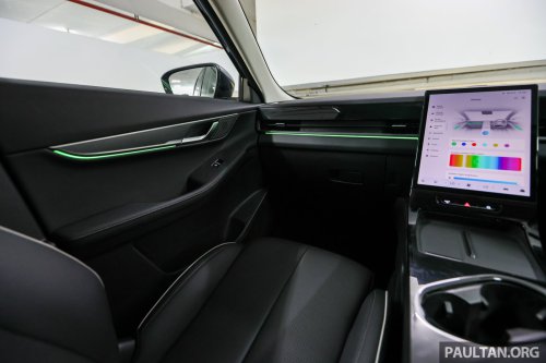 Jaecoo J5 in Malaysia – B-segment SUV with Level 2 ADAS, TÜV-certified pet-friendly upholstery; RM108k