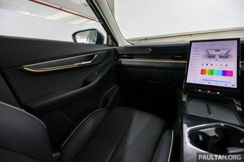 Jaecoo J5 in Malaysia – B-segment SUV with Level 2 ADAS, TÜV-certified pet-friendly upholstery; RM108k