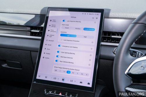 Jaecoo J5 in Malaysia – B-segment SUV with Level 2 ADAS, TÜV-certified pet-friendly upholstery; RM108k