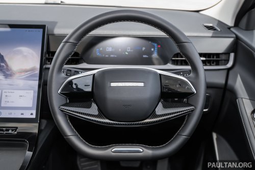 Jaecoo J5 in Malaysia – B-segment SUV with Level 2 ADAS, TÜV-certified pet-friendly upholstery; RM108k