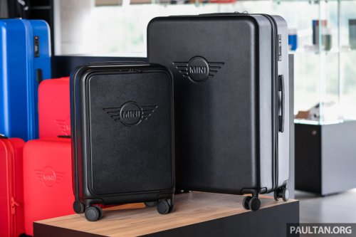 Stand out with the limited edition MINI Countryman S Shadowline and Stealth, exclusive to Auto Bavaria!