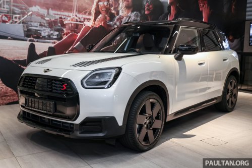 Stand out with the limited edition MINI Countryman S Shadowline and Stealth, exclusive to Auto Bavaria!