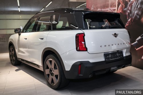 MINI, Stand out with the limited edition MINI Countryman S Shadowline and Stealth, exclusive to Auto Bavaria!