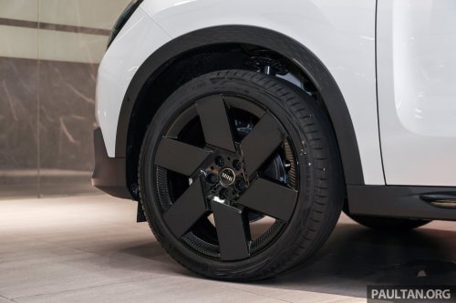 Stand out with the limited edition MINI Countryman S Shadowline and Stealth, exclusive to Auto Bavaria!