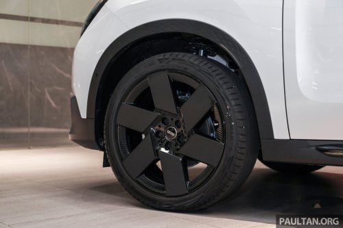 Stand out with the limited edition MINI Countryman S Shadowline and Stealth, exclusive to Auto Bavaria!