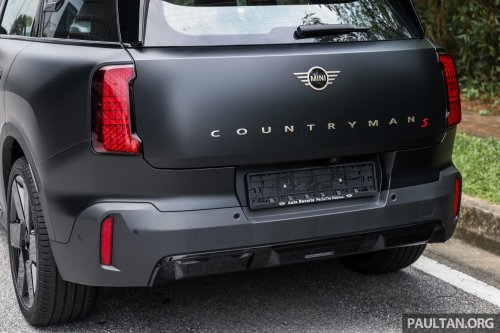 Stand out with the limited edition MINI Countryman S Shadowline and Stealth, exclusive to Auto Bavaria!