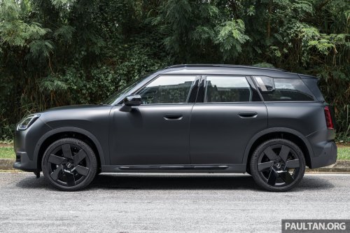 Stand out with the limited edition MINI Countryman S Shadowline and Stealth, exclusive to Auto Bavaria!