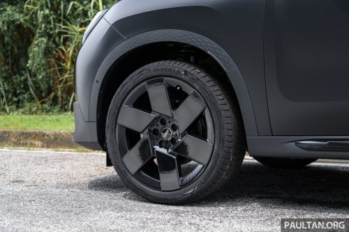 Stand out with the limited edition MINI Countryman S Shadowline and Stealth, exclusive to Auto Bavaria!