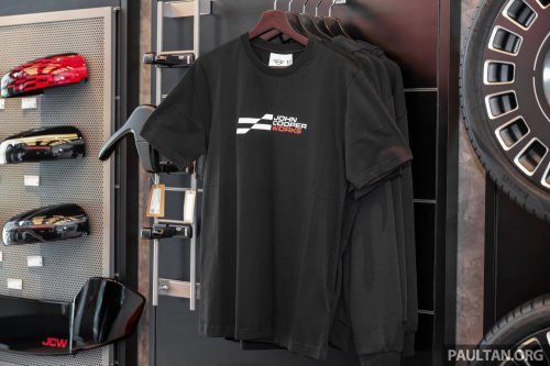 Stand out with the limited edition MINI Countryman S Shadowline and Stealth, exclusive to Auto Bavaria!