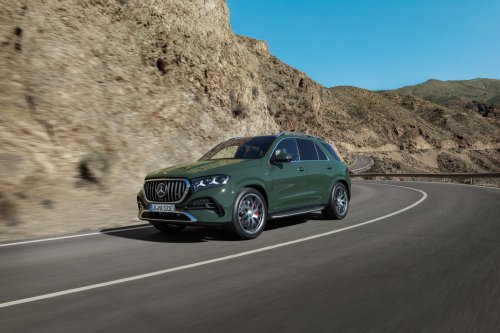 2026 Mercedes-Benz GLE, GLS facelifts – full-width Superscreen, 4.0L flat-plane V8; 585 PS AMG PHEV