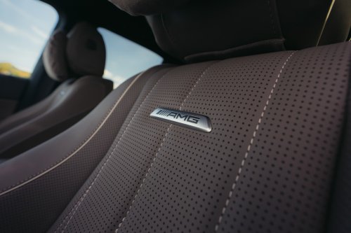 2026 Mercedes-Benz GLE, GLS facelifts – full-width Superscreen, 4.0L flat-plane V8; 585 PS AMG PHEV