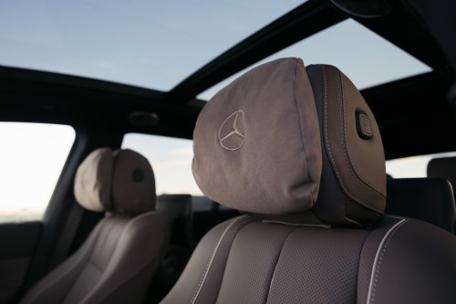 2026 Mercedes-Benz GLE, GLS facelifts – full-width Superscreen, 4.0L flat-plane V8; 585 PS AMG PHEV