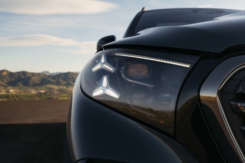 2026 Mercedes-Benz GLE, GLS facelifts – full-width Superscreen, 4.0L flat-plane V8; 585 PS AMG PHEV