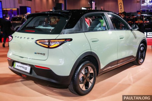 Proton, Proton eMas 5 gets new Jade Green colour – available on Prime and Premium with dark interior, same price
