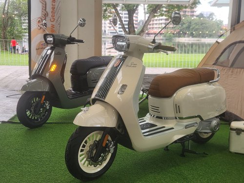 2026 Royal Alloy Gran Turismo scooter in Malaysia, pricing for 125S at RM9,800, 160s retailing at RM12,800