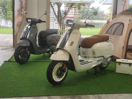 2026 Royal Alloy Gran Turismo scooter in Malaysia, pricing for 125S at RM9,800, 160s retailing at RM12,800
