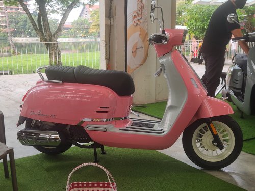 2026 Royal Alloy Gran Turismo scooter in Malaysia, pricing for 125S at RM9,800, 160s retailing at RM12,800