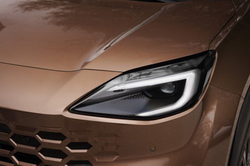 2026 Toyota Yaris Cross for Europe debuts – 1.5L NA 3-cylinder hybrid, up to 130 PS, new GR Sport variant