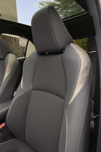 Toyota, Toyota Yaris, Toyota Yaris Cross, Toyota GR Yaris, 2026 Toyota Yaris Cross for Europe debuts – 1.5L NA 3-cylinder hybrid, up to 130 PS, new GR Sport variant
