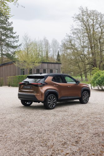 2026 Toyota Yaris Cross for Europe debuts – 1.5L NA 3-cylinder hybrid, up to 130 PS, new GR Sport variant