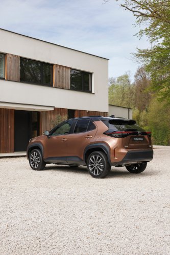2026 Toyota Yaris Cross for Europe debuts – 1.5L NA 3-cylinder hybrid, up to 130 PS, new GR Sport variant