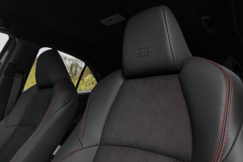 2026 Toyota Yaris Cross for Europe debuts – 1.5L NA 3-cylinder hybrid, up to 130 PS, new GR Sport variant