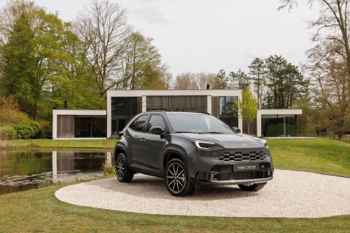 2026 Toyota Yaris Cross for Europe debuts – 1.5L NA 3-cylinder hybrid, up to 130 PS, new GR Sport variant
