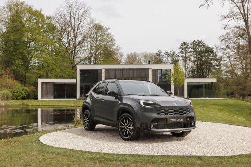 2026 Toyota Yaris Cross for Europe debuts – 1.5L NA 3-cylinder hybrid, up to 130 PS, new GR Sport variant