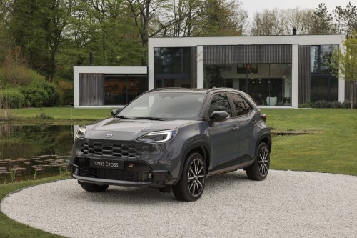 2026 Toyota Yaris Cross for Europe debuts – 1.5L NA 3-cylinder hybrid, up to 130 PS, new GR Sport variant