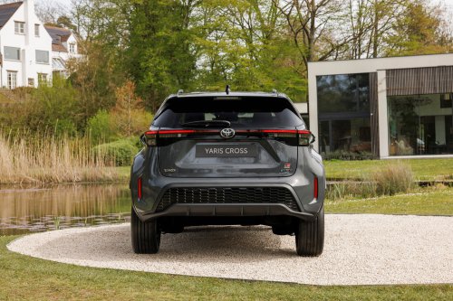 2026 Toyota Yaris Cross for Europe debuts – 1.5L NA 3-cylinder hybrid, up to 130 PS, new GR Sport variant
