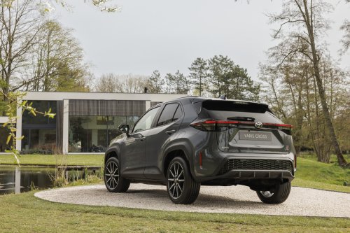 2026 Toyota Yaris Cross for Europe debuts – 1.5L NA 3-cylinder hybrid, up to 130 PS, new GR Sport variant